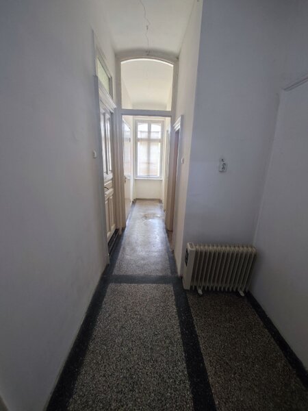 Dacia, vanzare 4 camere in vila,