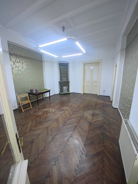 Dacia, vanzare 4 camere in vila,
