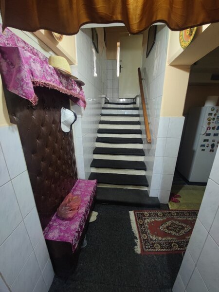 Dacia, vanzare 4 camere in vila,